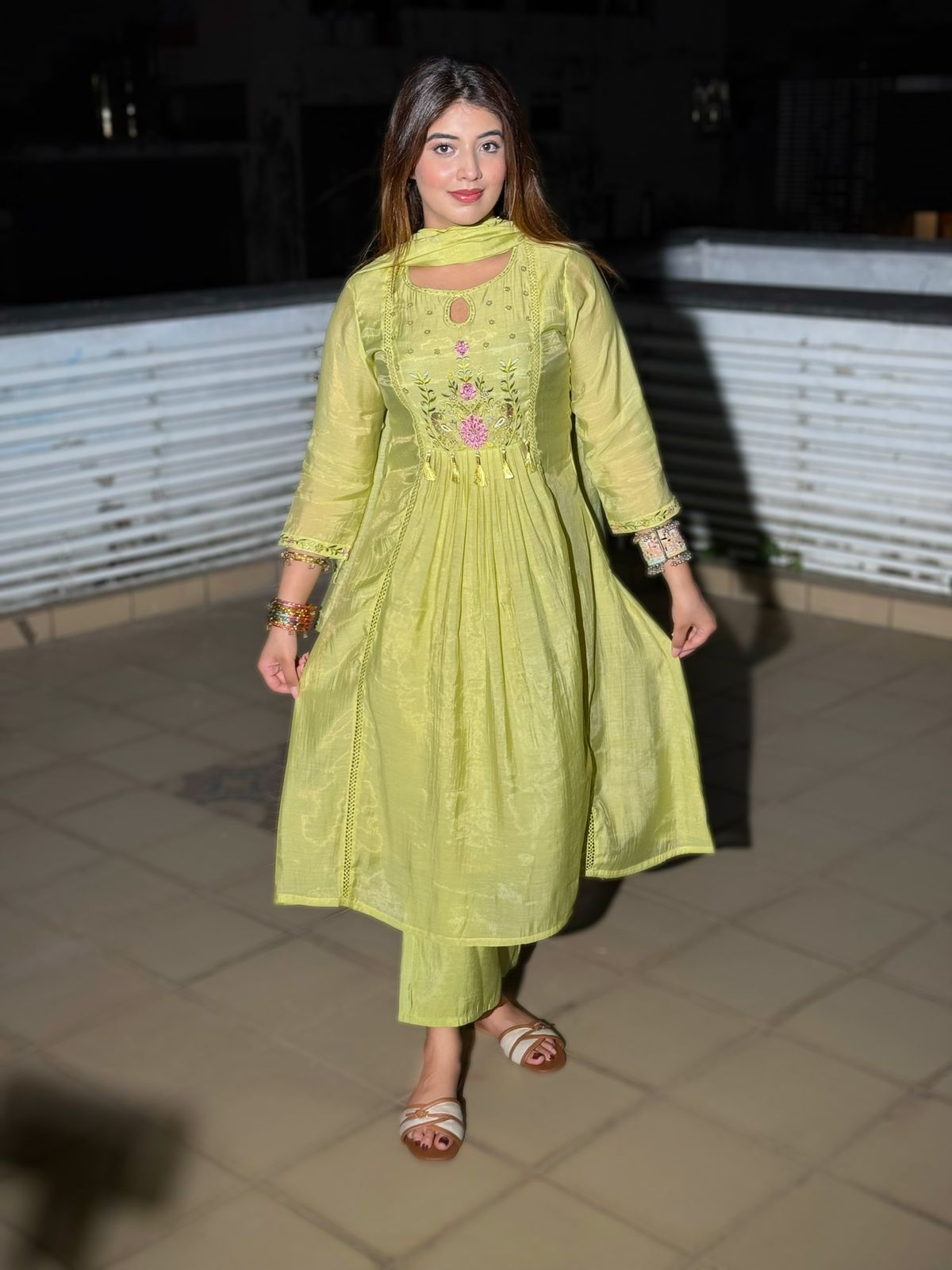 Rehmat Pista Flow Set