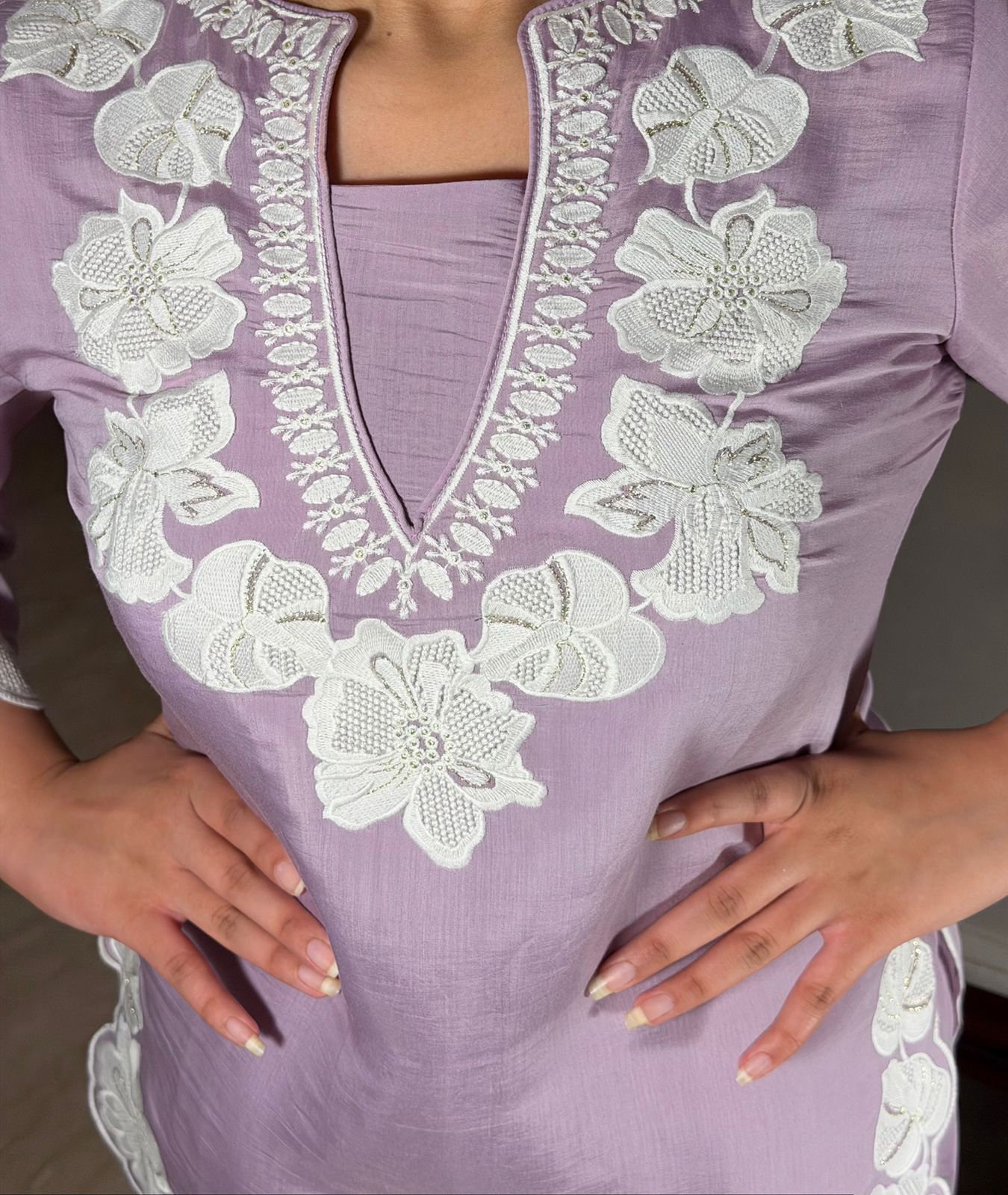 Dilara – Premium Mal Chanderi Embroidered 3-Piece Suit Set