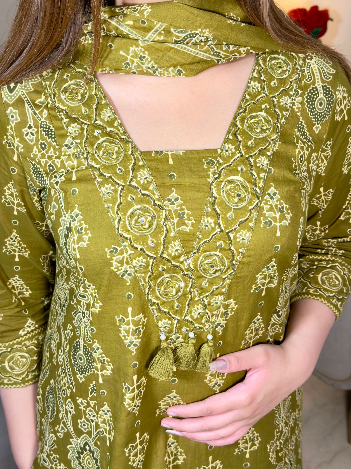 Zehnaseeb Printed Suit Set