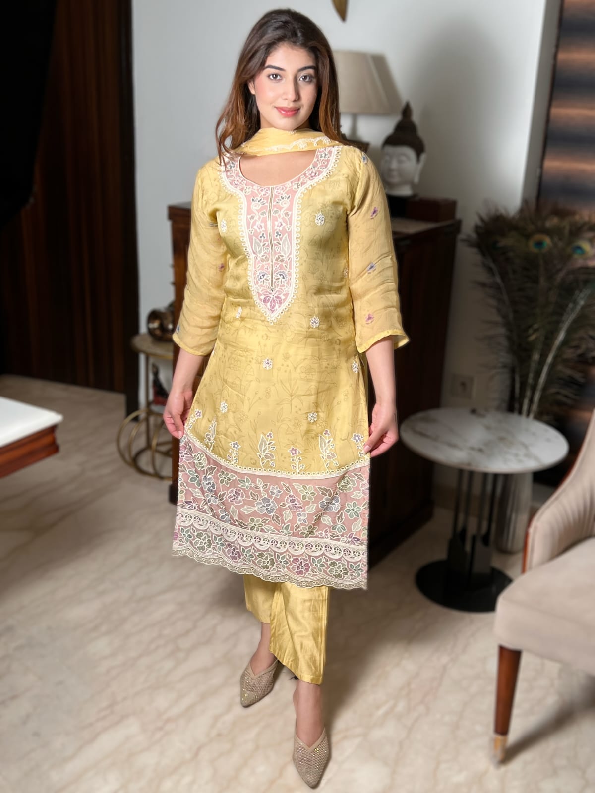 Liyana Floral Embroidered Pakistani  Kurta Set